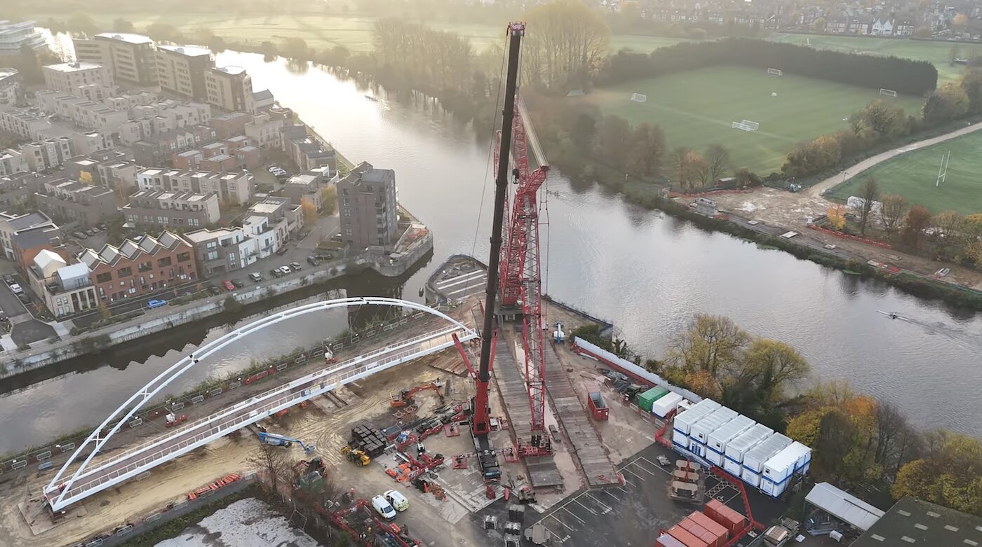 Aerial shot of Balfour Beatty's construction of the Waterside Bridge in Nottingham. Image: Balfour Beatty